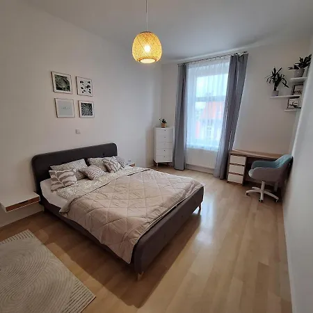 Apartment Cozy And Newly Equipped *